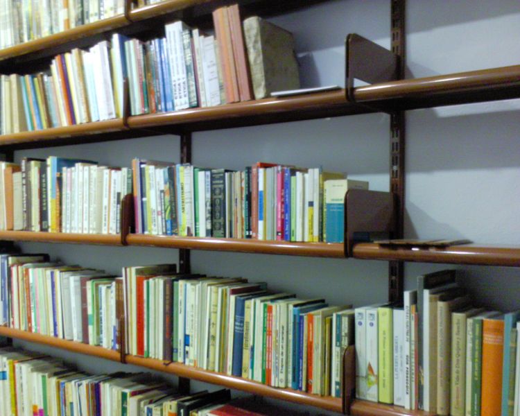 estanterias metalicas para libros